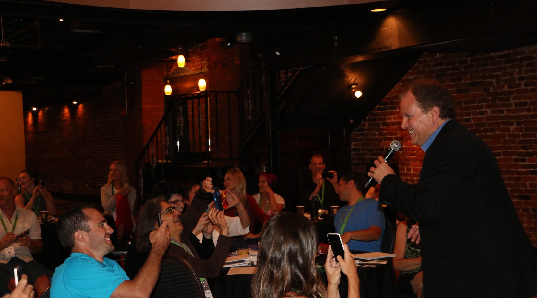 Maurice DiMino speaking to an audience
